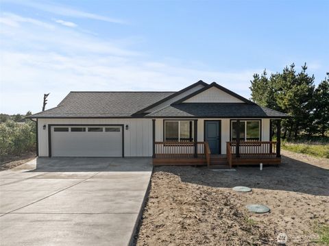 Photo of 31401 J Place, Ocean Park, WA 98640 (MLS # 2360465)