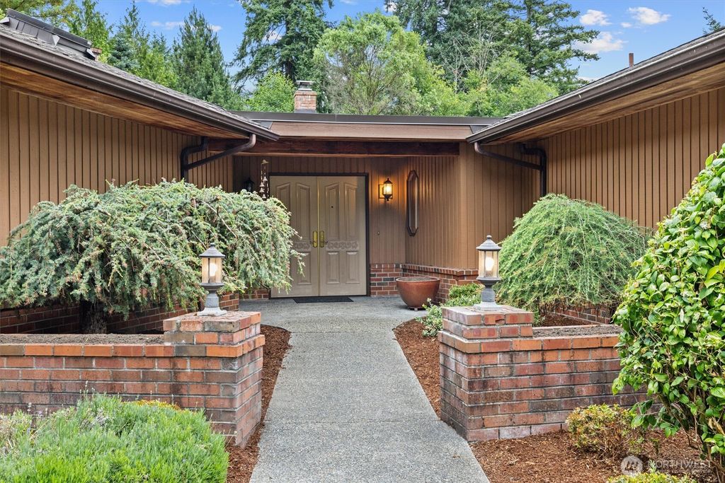 Photo of 19024 NE 155th Street, Woodinville, WA 98072 (MLS # 2406308)