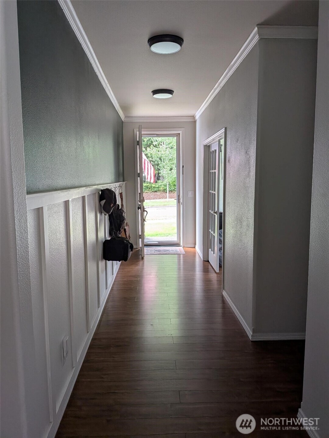 3708 Lanyard Drive NE