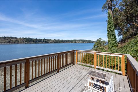 Photo of 211 E Shoreline Lane, Shelton, WA 98584 (MLS # 2492708)