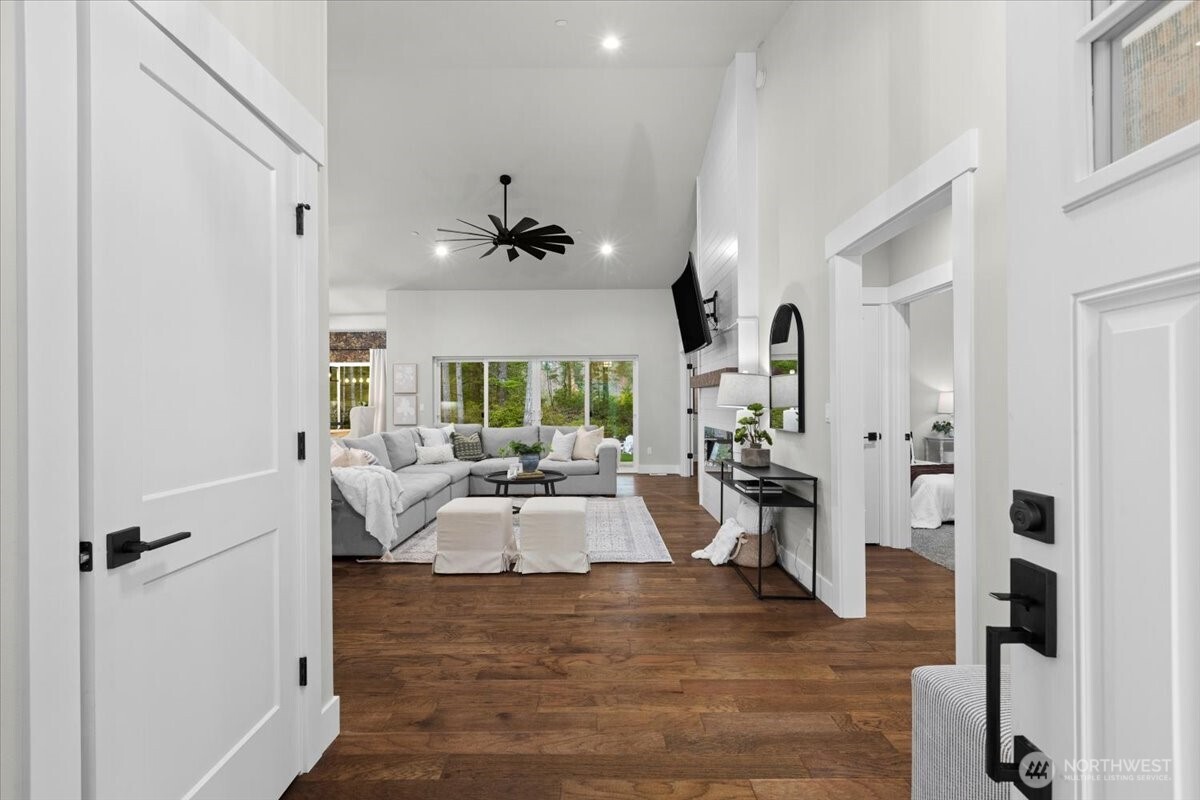 11618 Sidney Road SW