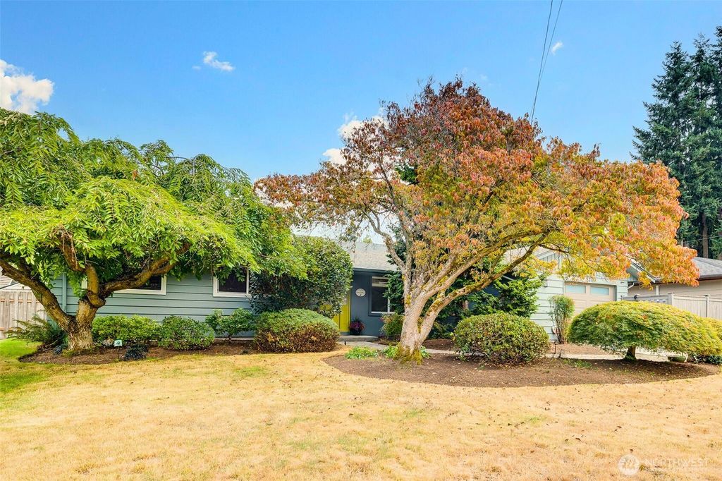 Photo of 9203 Baring Way, Everett, WA 98208 (MLS # 2429879)