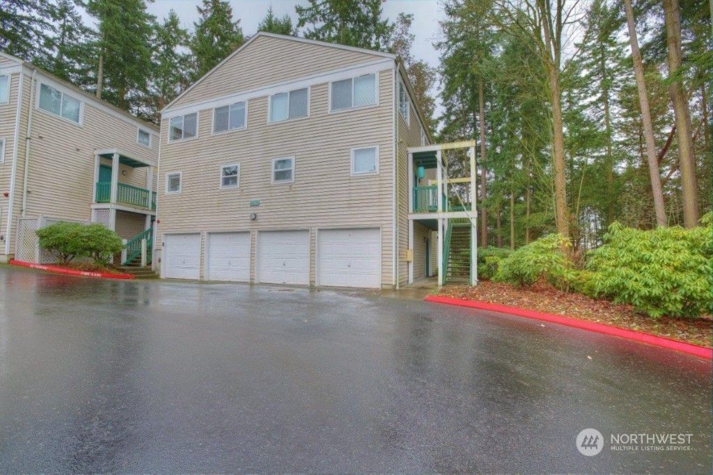Photo of 2981 142nd Place SE #3, Bellevue, WA 98007 (MLS # 2071192)