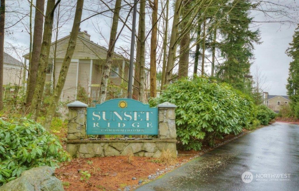 Photo of 2981 142nd Place SE #3, Bellevue, WA 98007 (MLS # 2071192)
