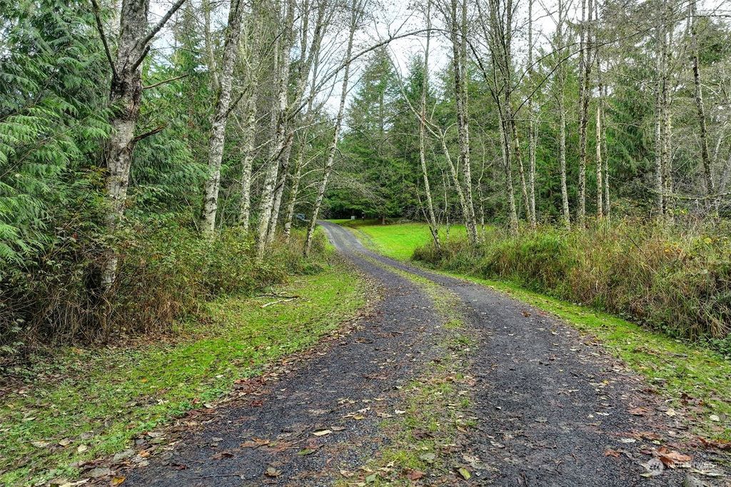 Photo of 16733 24th Street SE, Snohomish, WA 98290 (MLS # 2308941)