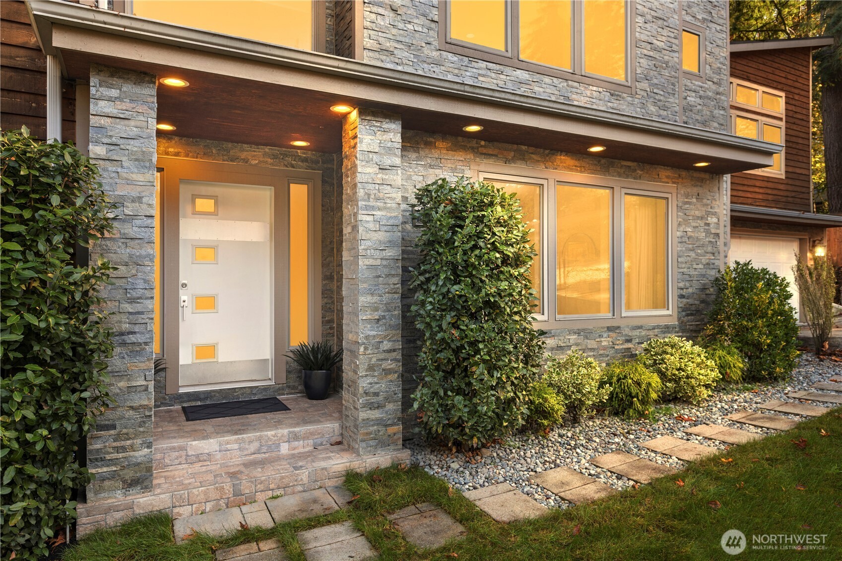 14540 Stone Avenue N