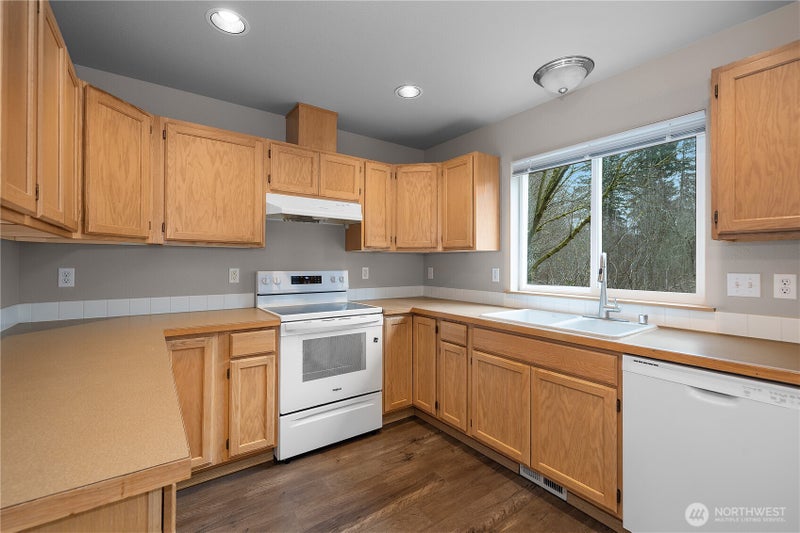 1308 Mills Landing Court SE