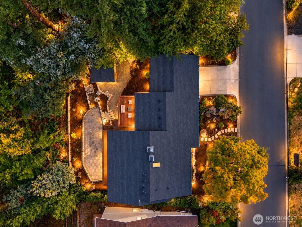 Photo of 4548 144th Avenue SE, Bellevue, WA 98006 (MLS # 2585132)