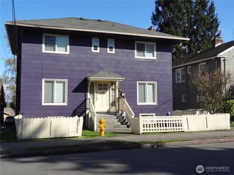 5026 20th Avenue NE Seattle WA 98105