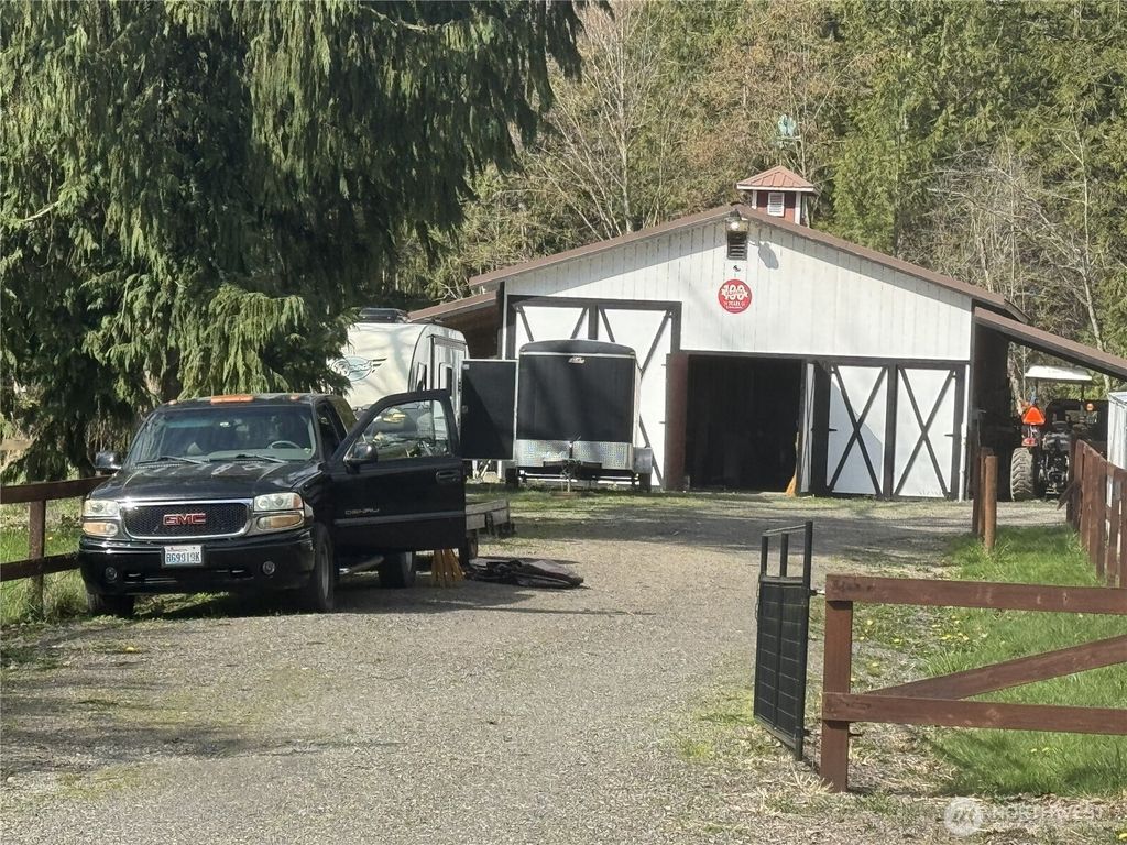 Photo of 13504 Wagner Road, Monroe, WA 98272 (MLS # 2530775)