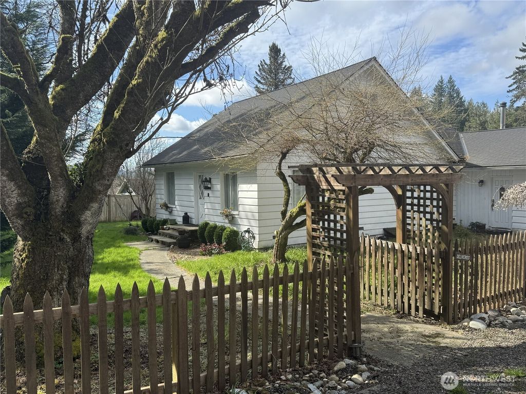 Photo of 13504 Wagner Road, Monroe, WA 98272 (MLS # 2530775)