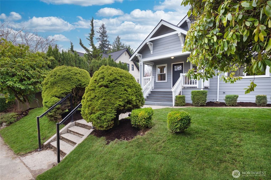 Photo of 2333 31st Avenue S, Seattle, WA 98144 (MLS # 2443508)