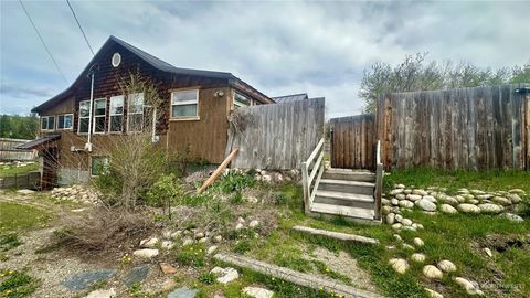 Photo of 400 Bluff Street, Winthrop, WA 98862 (MLS # 2511366)