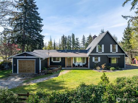 Photo of 16035 148th Ave SE Ave, Yelm, WA 98597 (MLS # 2512543)