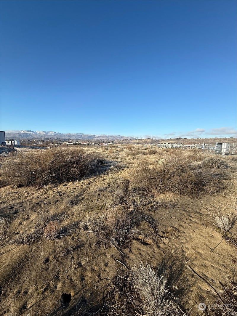 6 Stampede Business Park