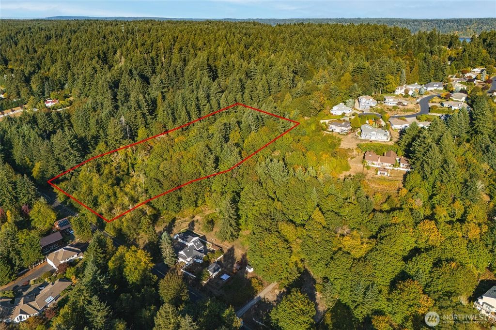 Photo of 9011 Dana Drive NW, Gig Harbor, WA 98332 (MLS # 2467571)