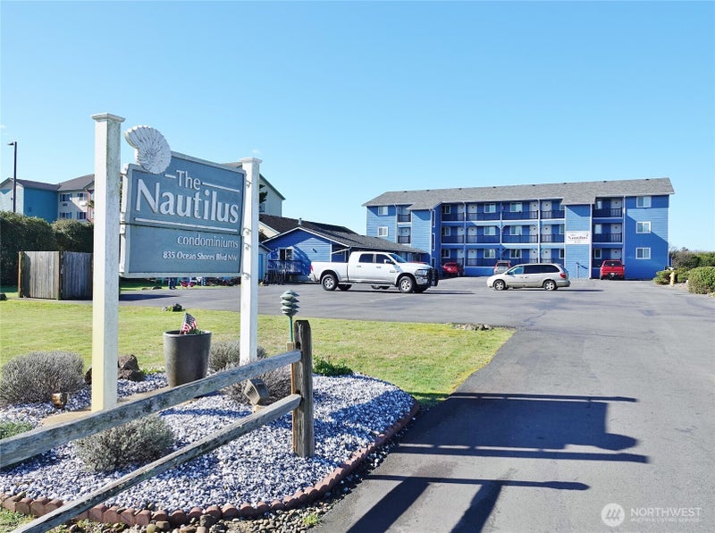 835 Ocean Shores Boulevard NW 202