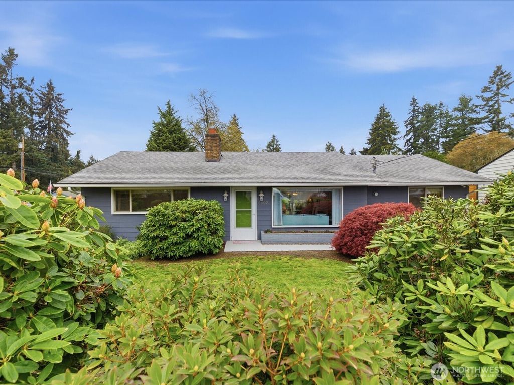 Photo of 5907 227th Street SW, Mountlake Terrace, WA 98043 (MLS # 2508116)