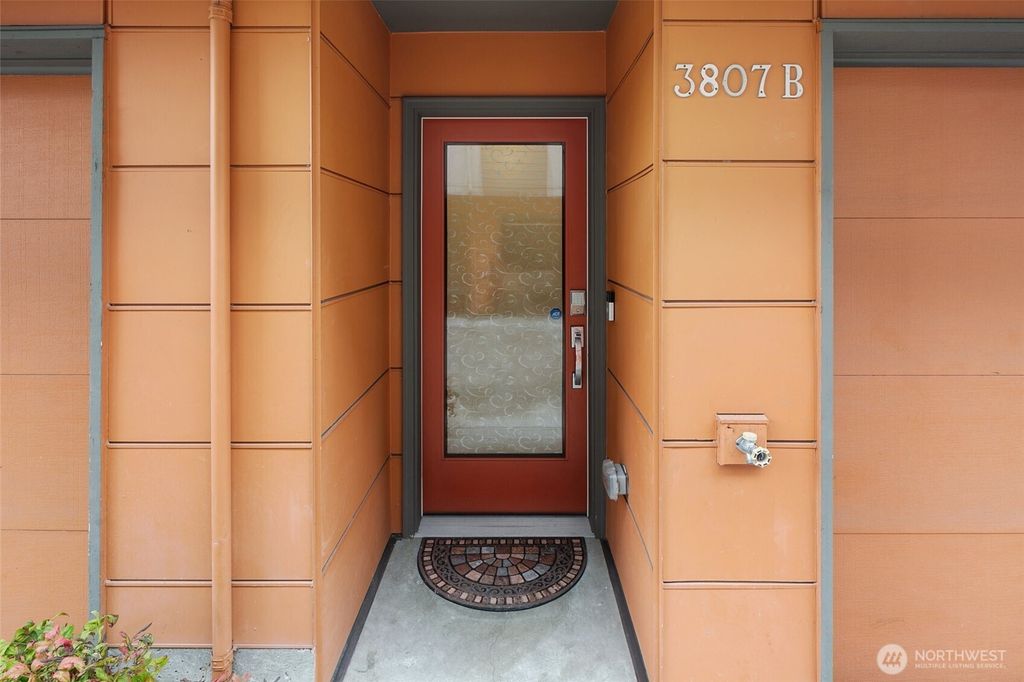 Photo of 3807 Martin Luther King Jr Way S #B, Seattle, WA 98108 (MLS # 2522305)