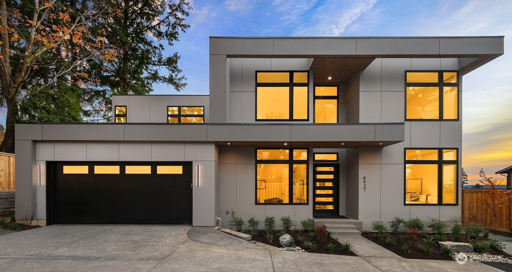 Photo of 8427 SE 47th Street, Mercer Island, WA 98040 (MLS # 2305555)