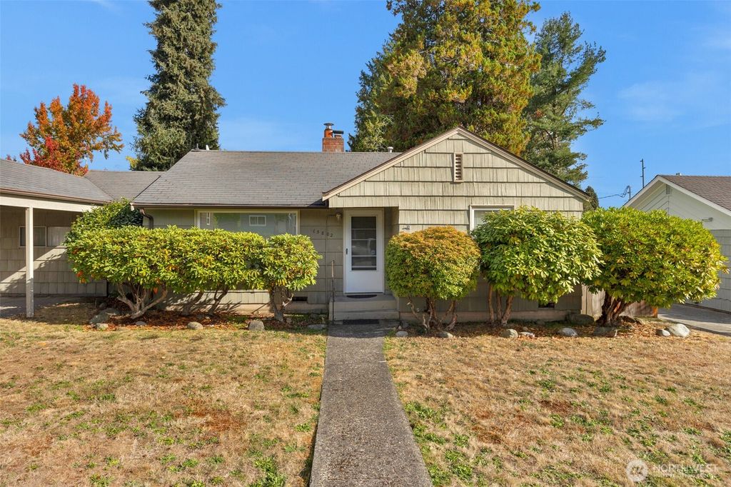 Photo of 15802 6th Avenue NE, Shoreline, WA 98115 (MLS # 2445024)