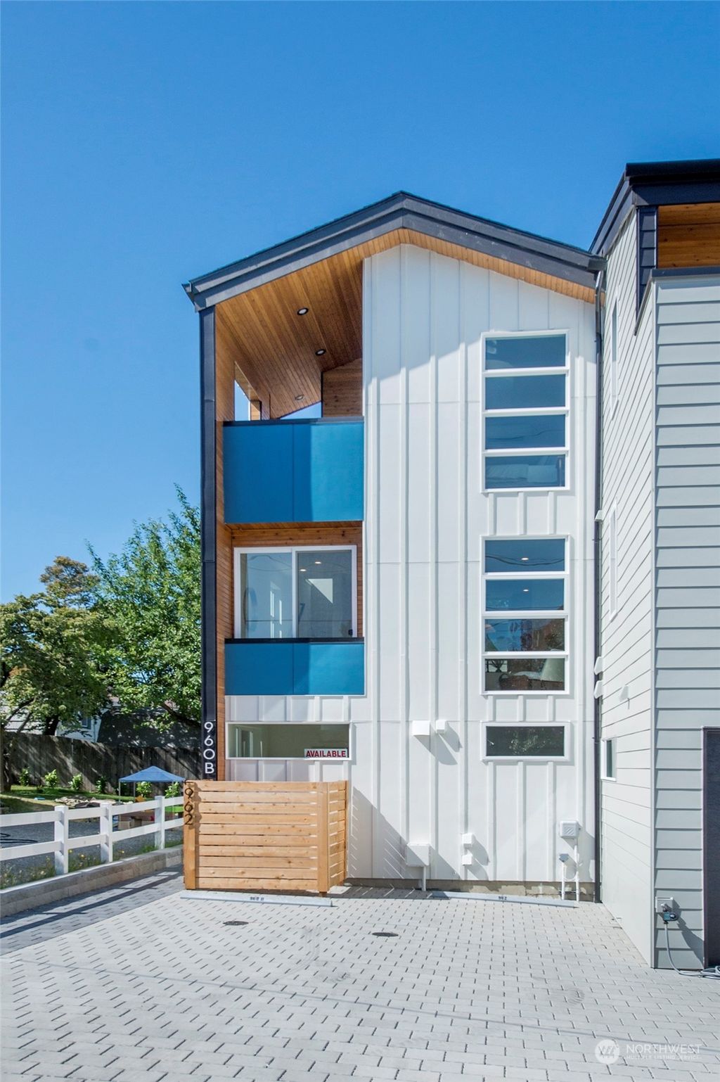 Photo of 960 NW 96th Street #B, Seattle, WA 98117 (MLS # 2244453)