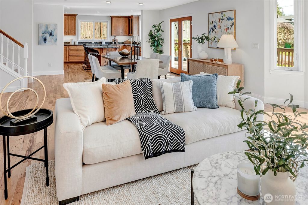 Photo of 13215 37th Avenue NE, Seattle, WA 98125 (MLS # 2322961)