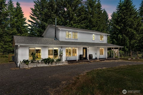 Photo of 10714 Zephyr Lane SW, Olympia, WA 98512 (MLS # 2537990)