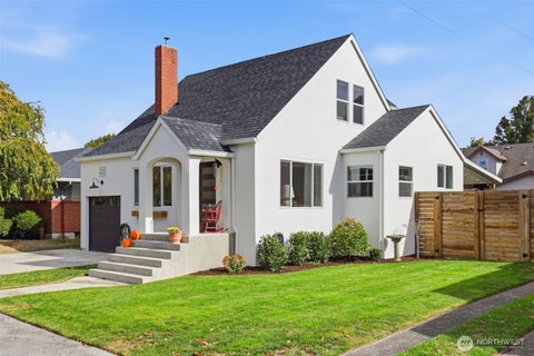 Photo of 954 Park Street, Woodland, WA 98674 (MLS # 2594290)
