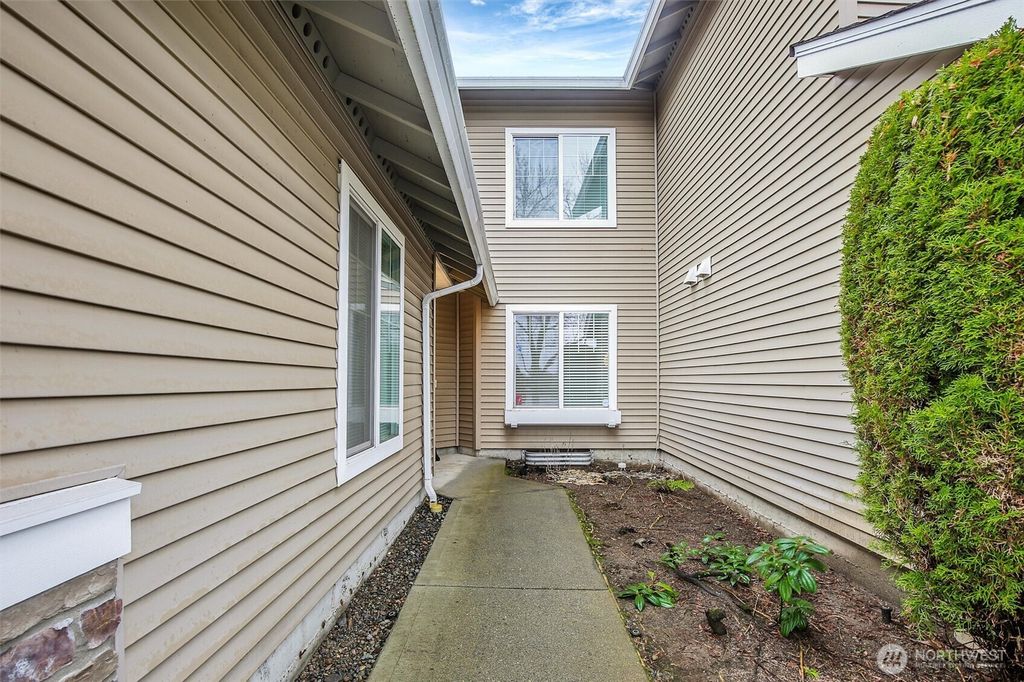Photo of 1236 65th Street SE #102, Auburn, WA 98092 (MLS # 2461523)