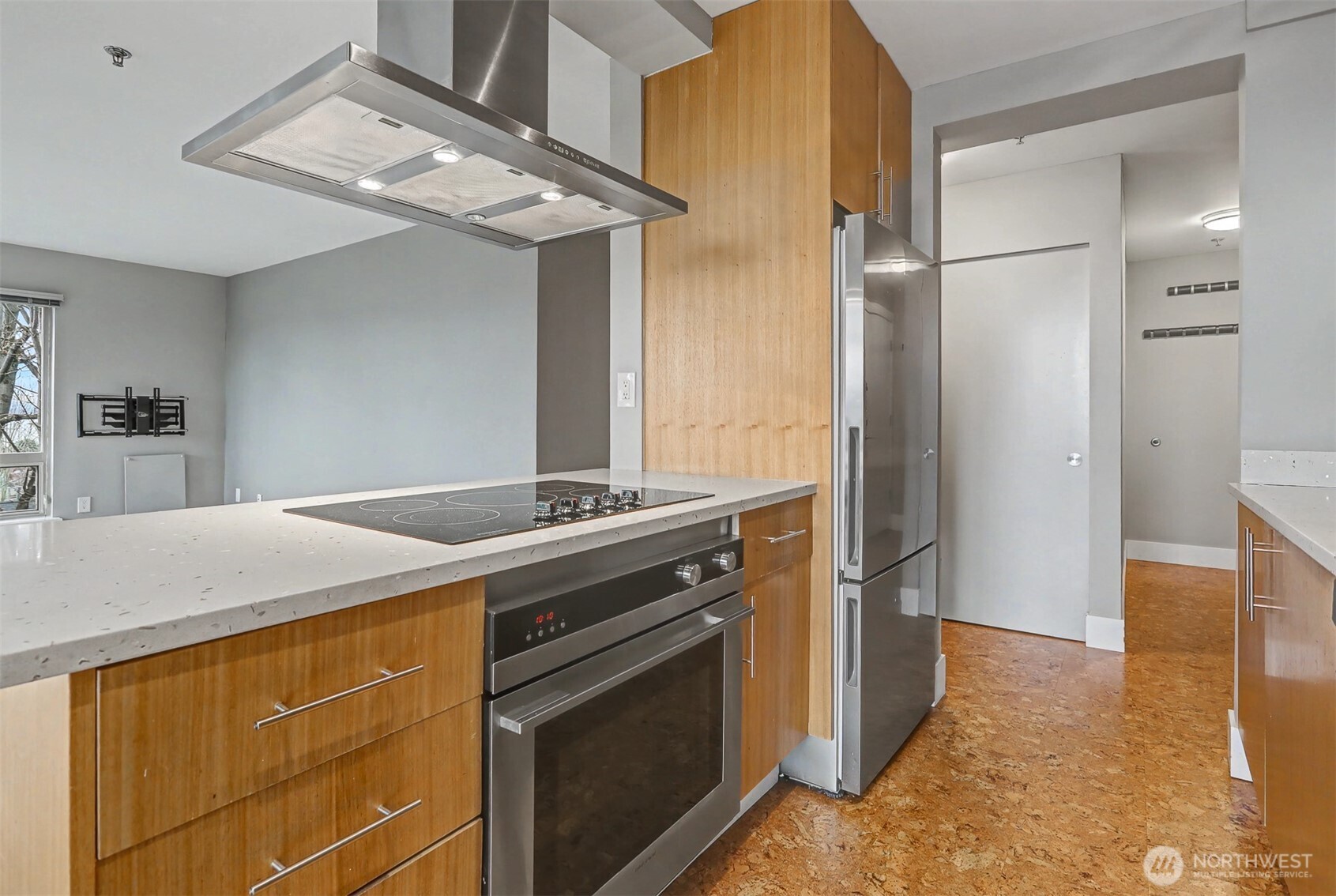 500 5th Ave W 303