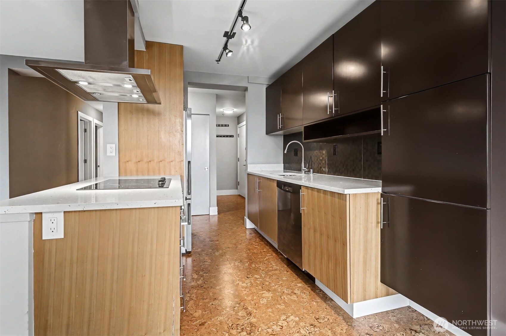 500 5th Ave W 303