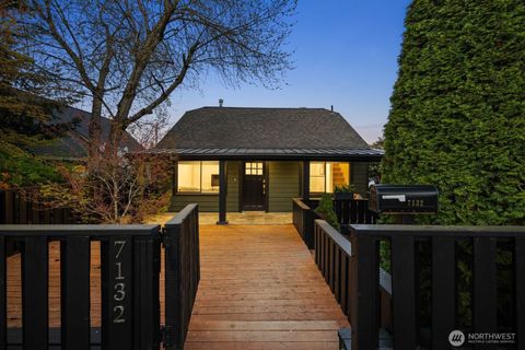 Photo of 7132 34th Avenue SW, Seattle, WA 98126 (MLS # 2510368)