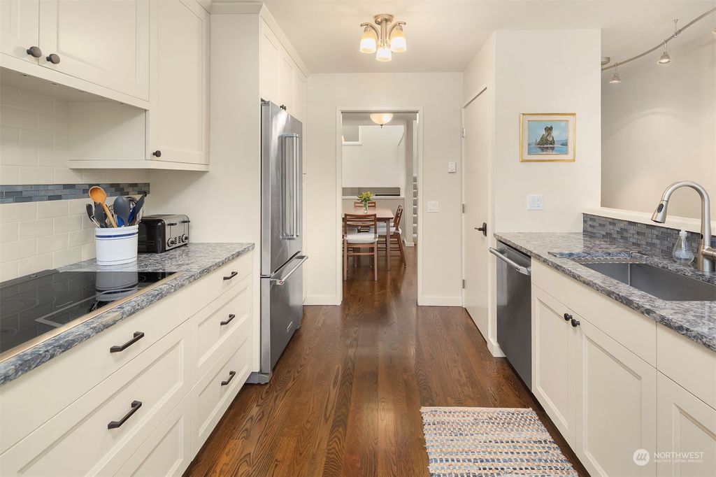 Photo of 4501 NE 55th Street, Seattle, WA 98105 (MLS # 2330618)
