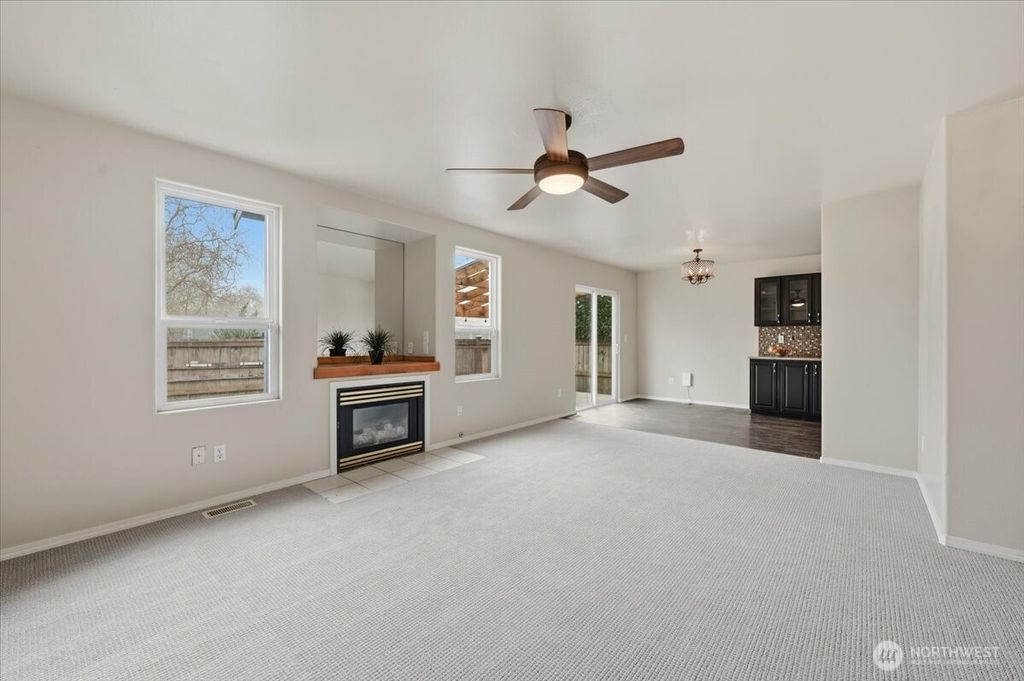 Photo of 15467 Esther Avenue SE, Monroe, WA 98272 (MLS # 2457114)