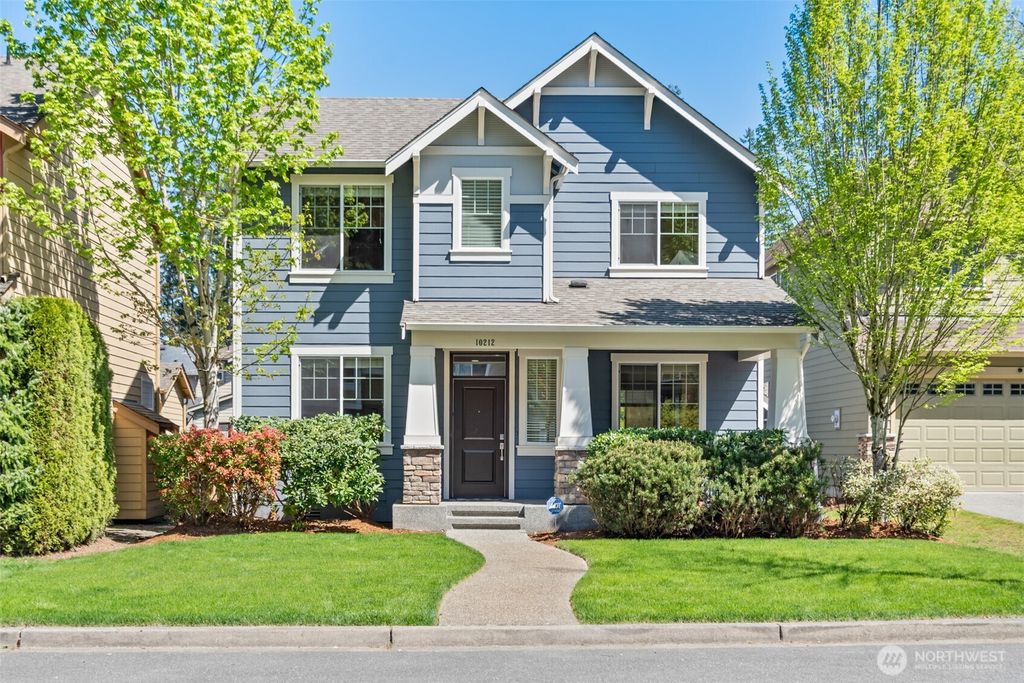 Photo of 10212 242nd Avenue NE, Redmond, WA 98053 (MLS # 2512839)