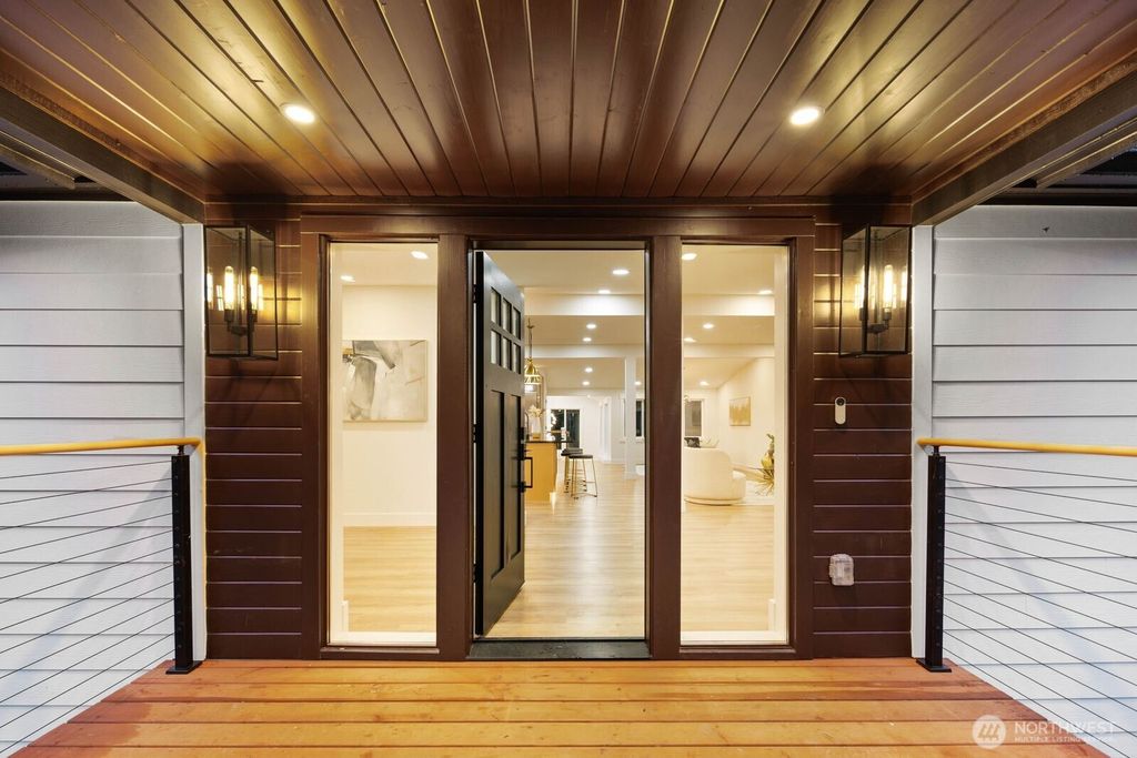 Photo of 32922 SE Kuzak Road, Enumclaw, WA 98022 (MLS # 2461700)