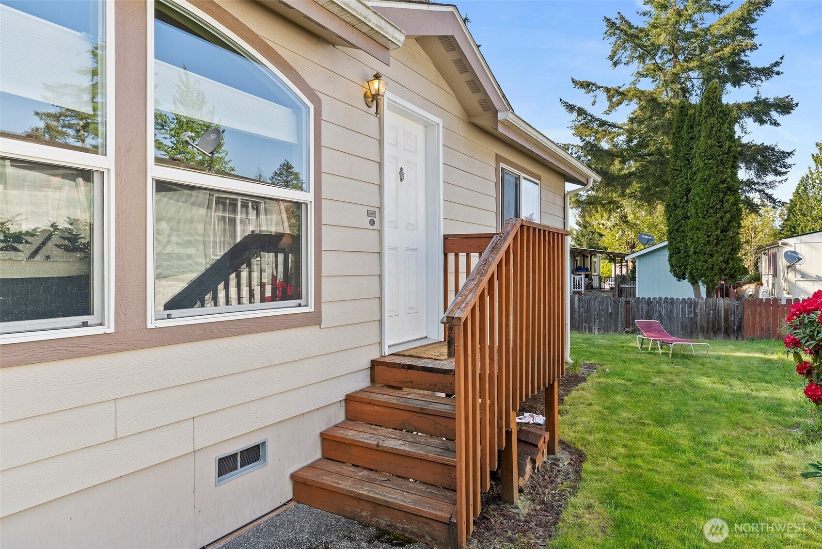 4401 37th Avenue SE 19