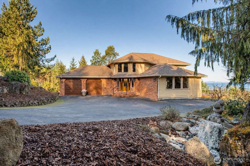 Photo of 721 Sunset Heights Drive, Port Angeles, WA 98363 (MLS # 2474732)