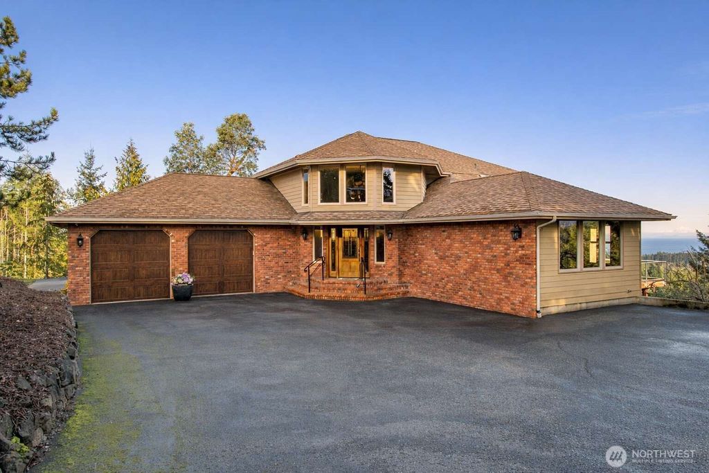 Photo of 721 Sunset Heights Drive, Port Angeles, WA 98363 (MLS # 2474732)