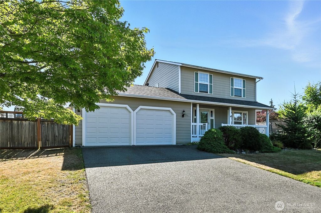 Photo of 1511 87th Avenue NE, Lake Stevens, WA 98258 (MLS # 2421641)