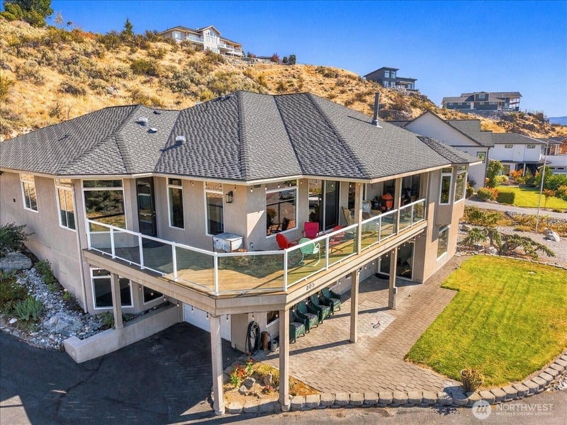 305 Orchard View Drive