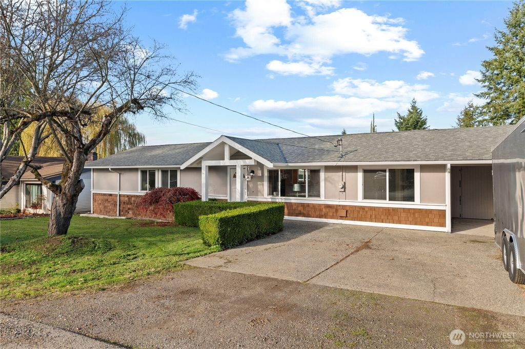 Photo of 26908 NE Stewart Street, Duvall, WA 98019 (MLS # 2454739)