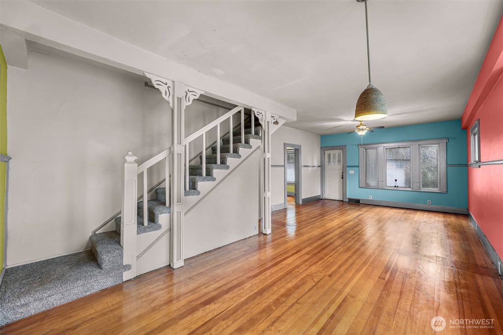 Photo of 609 Lakeway Drive, Bellingham, WA 98225 (MLS # 2589338)