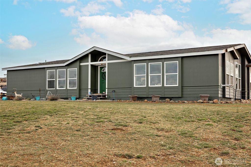 Photo of 2416 Clerf Road, Ellensburg, WA 98926 (MLS # 2489836)