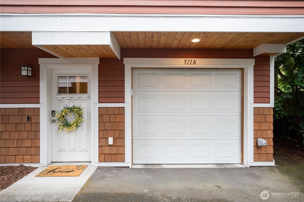 Photo of 511 N 46th Street #A, Seattle, WA 98103 (MLS # 2454382)