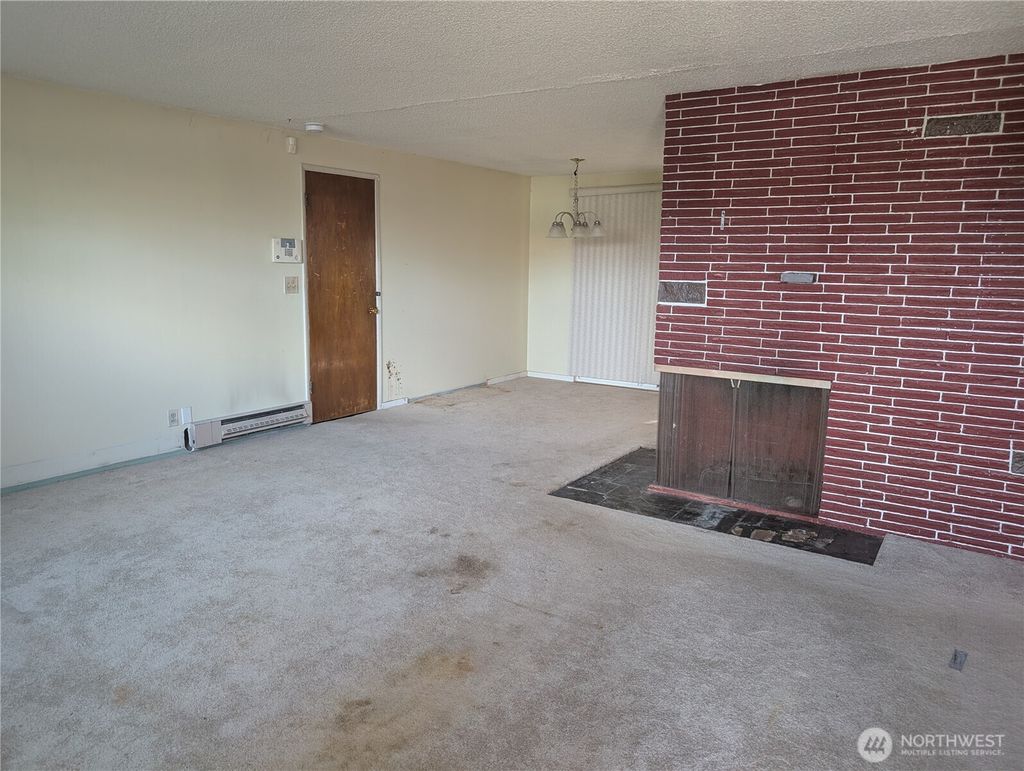 Photo of 6871 27th Avenue S, Seattle, WA 98108 (MLS # 2544680)