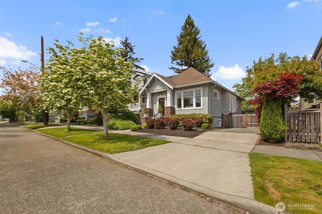 Photo of 2822 NW 66th Street, Seattle, WA 98117 (MLS # 2372778)