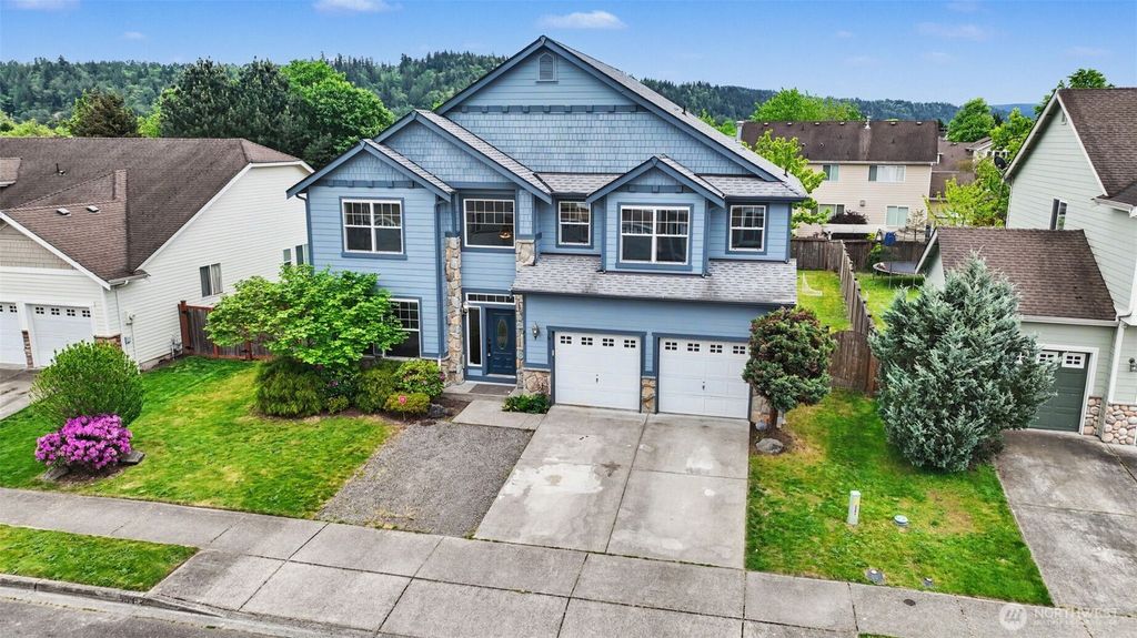Photo of 811 Williams Street NW, Orting, WA 98360 (MLS # 2522000)