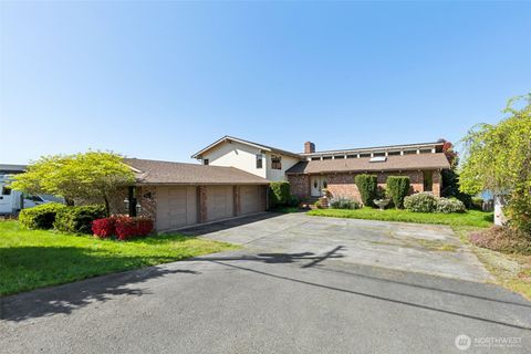 1210 E Lakeshore Drive Lake Stevens WA 98258